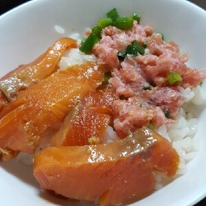 サーモン&ネギトロ丼